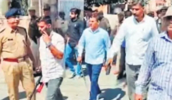 कोर्ट परिसरों को बम से उड़ाने की धमकी