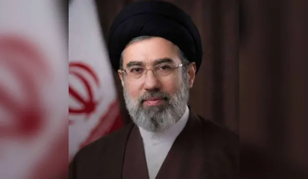 ईरान अपने दुश्मनों से 'मुआवजा' वसूलेगा: मोजतबा खामेनेई