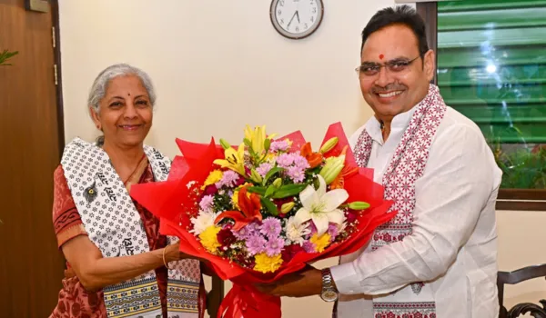 CM भजनलाल की वित्त मंत्री से मुलाकात