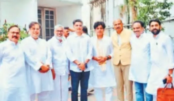 प्रदेश के नेताओं के हाथ केरल की कमान