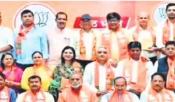 कांग्रेस व अन्य दलों से आए नेताओं को भी मिली अहम जिम्मेदारी