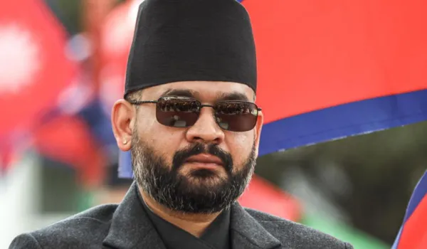 नेपाल: स्कूलों में छात्र राजनीति पर बैन