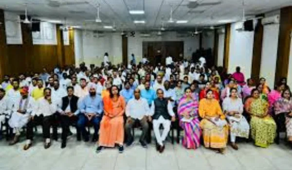 गहलोत देख रहे हैं मुंगेरी लाल के हसीन सपनेः राठौड़