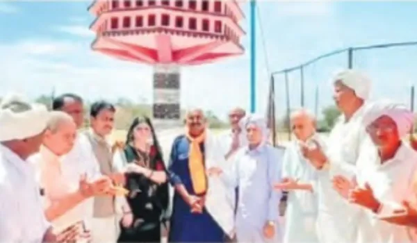 नायब तहसीलदार ने पक्षियों के लिए बनवाया भव्य बहुमंजिला 'पक्षी घर'