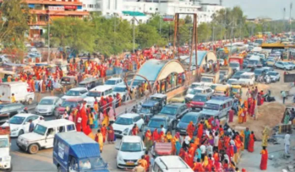 'शिव महापुराण' में उठी अफरा-तफरी की आंधी