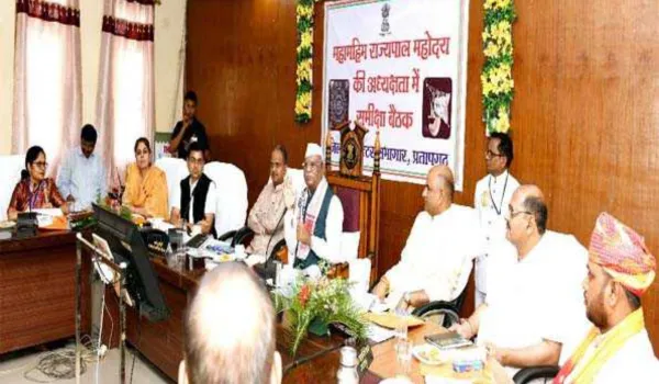 प्रत्येक पात्र को योजनाओं से जोड़कर मुख्यधारा में करें शामिल
