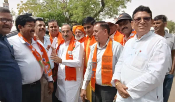 मदन राठौड़ का झुंझुनूं में किया स्वागत