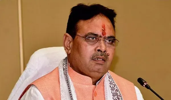 भाजपा राष्ट्र सेवा में अडिग, कांग्रेस ने छोड़ी विचारधारा