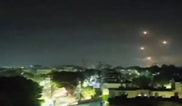 पाक के दो JF-17 व एक F-16 फाइटर जेट भी मार गिराए, एक पायलट पकड़ा