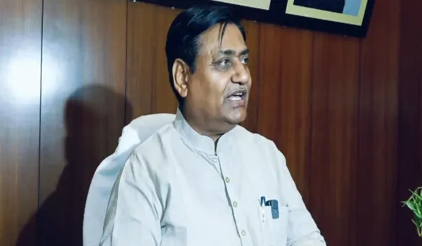 कांग्रेस की सत्र बुलाने की मांग BJP ने कहा मध्यस्थता नहीं हुई