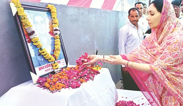 शहीद का परिवार हमारी ही एक फैमिली है: दीया कुमारी