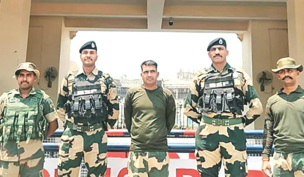 21 दिन बाद पाकिस्तान ने बीएसएफ का जवान भारत को सौंपा