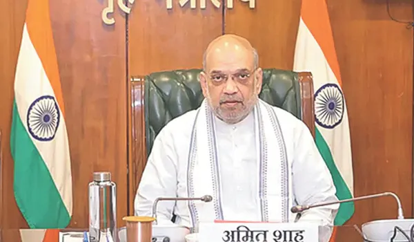 ऐतिहासिक सफलता... लाल आतंक की जगह तिरंगा शान से लहरा रहा: शाह