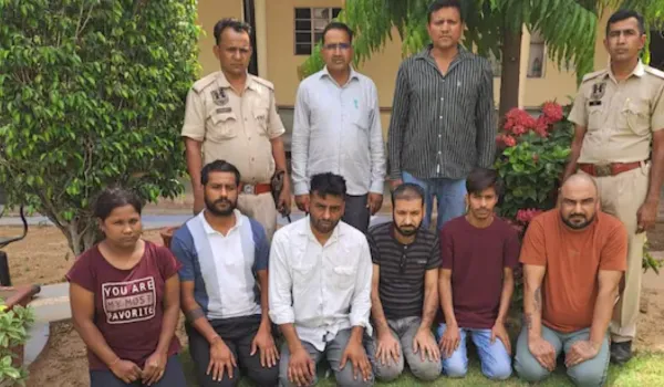 साइबर ठगी गैंग का भंडाफोड़, 6 गिरफ्तार