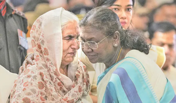 राष्ट्रपति मुर्मू ने जांबाज जवानों को 6 कीर्ति चक्र, 33 शौर्य चक्र किए प्रदान