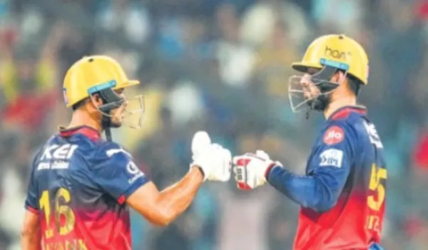 जितेश व मयंक की पारी ने RCB को दिलाई जीत