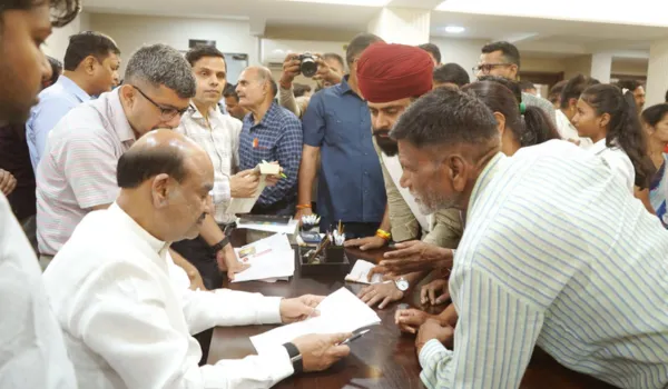कोटा में लोकसभा अध्यक्ष ओम बिरला ने सुनी जनसमस्याएं