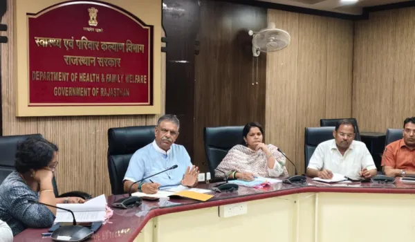 प्रसूताओं की मौत पर चिकित्सा मंत्री ने ली बैठक