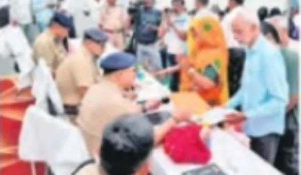 रामगंज थाने में पुलिस कमिश्नर ने सुनी समस्याएं