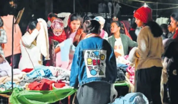 बूंदाबांदी और शीतलहर ने बढ़ाई ठिठुरन, पारे में रिकॉर्ड गिरावट