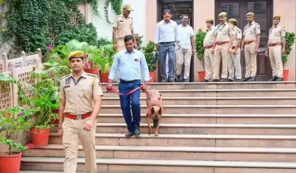 अब हाई कोर्ट को मिली 'बम धमकी'... सुरक्षा एजेंसियां अलर्ट