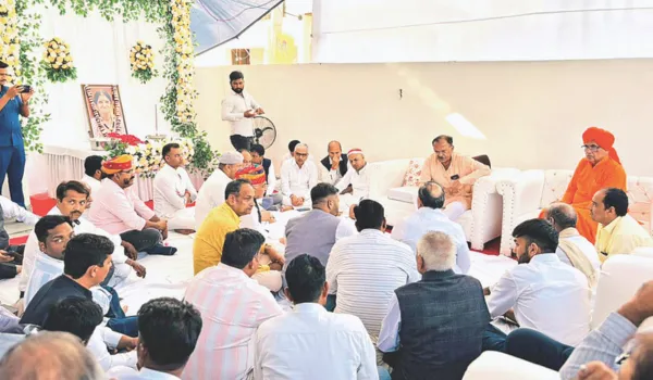 स्वर्गीय इंदिरा देवनानी को दी भावपूर्ण श्रद्धांजलि