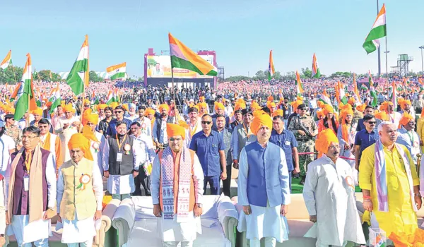 1.90 करोड़ लोगों ने एक साथ गाया राष्ट्रगीत