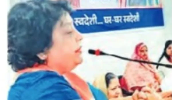 स्वदेशी उत्पाद अपनाने से ही चीनी बाजार होगा समाप्तः डॉ. अल्का गुर्जर