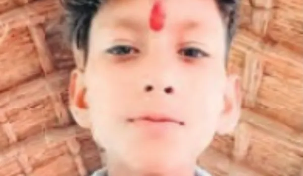 मिट्टी के ढेर में दबने से 13 वर्षीय बालक की मौत