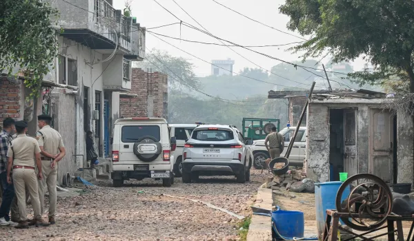 आतंकी नेटवर्क का पर्दाफाश... 3 डॉक्टरों समेत 8 गिरफ्तार