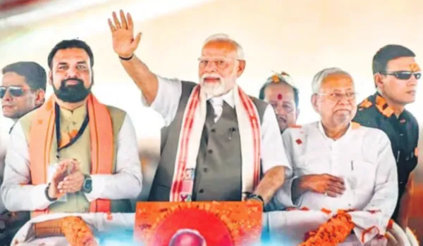 मोदी के कल्याणकारी एजेंडे और 'जंगलराज' नैरेटिव से बदला माहौल