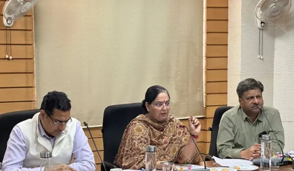 निर्माण में हर चरण पर निरीक्षण अनिवार्य, बकाया वसूली के लिए नोटिस जल्दः आवासन आयुक्त