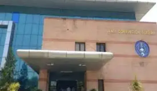 रीडर हरभान ने की डील... फोन पर दी बचाने की गारंटी