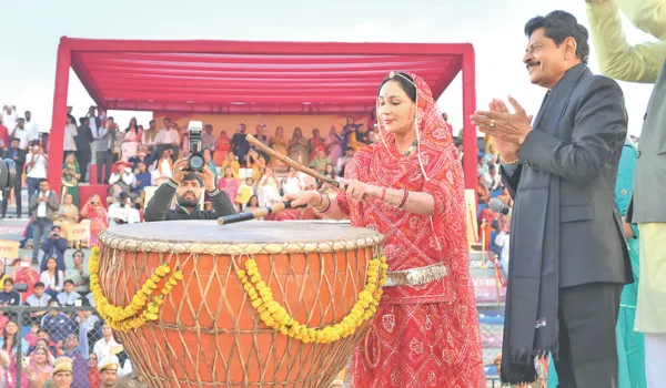 6100 महिलाओं ने एक साथ किया घूमर, रचा इतिहास