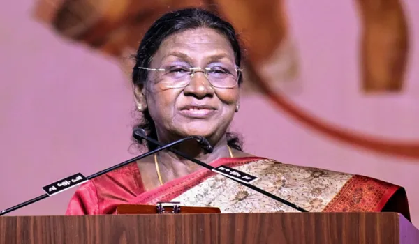 हिंसा का रास्ता छोड़ मुख्यधारा में लौट रहे नक्सलीः राष्ट्रपति मुर्मू