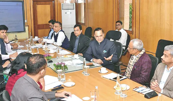 मुख्य सचिव श्रीनिवास ने लिया तैयारियों का फीडबैक, दिए दिशा निर्देश