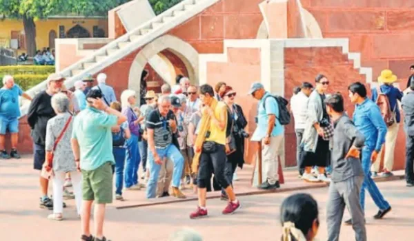 सर्द हवाओं से बढ़ी ठिठुरन, फतेहपुर का पारा सात डिग्री के पार