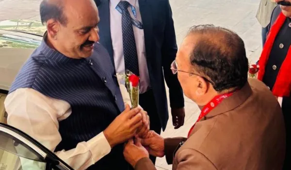 देवनानी ने बिरला को दी जन्मदिन की शुभकामनाएं