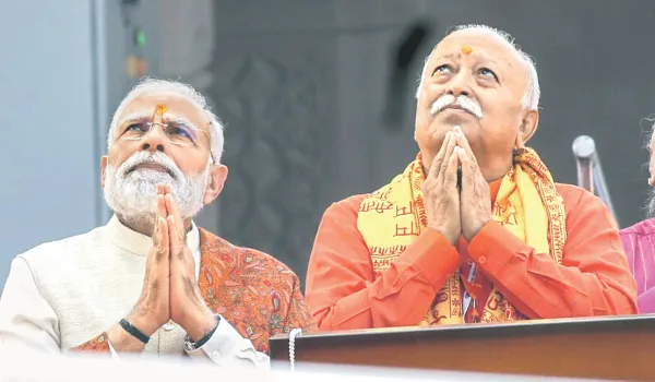 धर्म ध्वजा फहराईः नरेंद्र मोदी ने आखिरकार पूरा किया 140 करोड़ भारतीयों का सपना