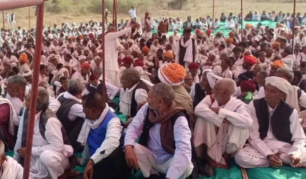 ग्रामीणों की हुंकार... सेंचुरी के नाम पर विस्थापन मंजूर नहीं