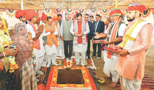 डबल इंजन सरकार सभी वर्गों के कल्याण के लिए समर्पितः सीएम