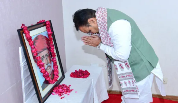 फुले की शिक्षाओं को आत्मसात करने का आह्वान