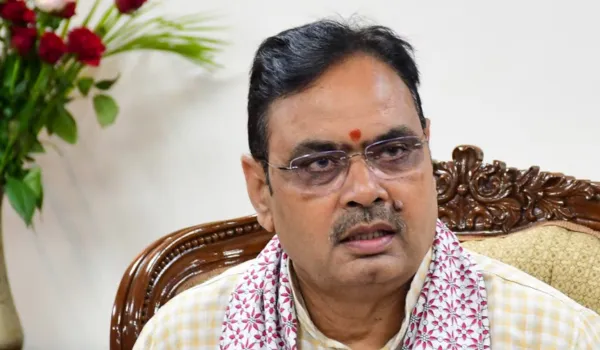 कायसन फार्मा की 19 दवाइयों पर रोक, ड्रग कंट्रोलर निलंबित