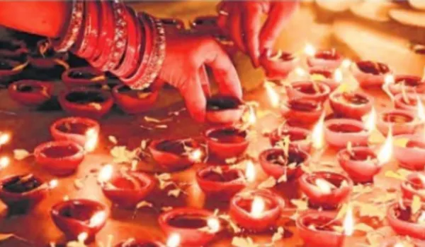 प्रदोष काल में अमावस्या होने से 20 को मनेगी दीपावली