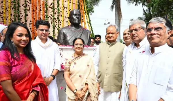 जनसेवा, निष्ठा और सादगी के प्रतीक थे शिवचरण माथुर