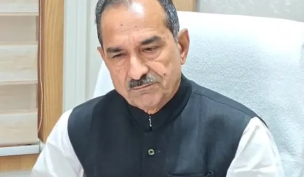 कांग्रेस को लोकतंत्र पर बोलने का अधिकार नहीं