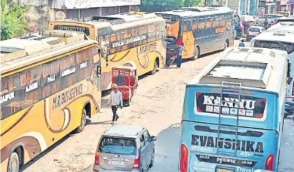 रोडवेज में बीमा और सुरक्षा, फिर भी निजी बसों में सफर