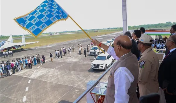 स्वदेशी विमान तेजस MK-1A ने पहली उड़ान भरी