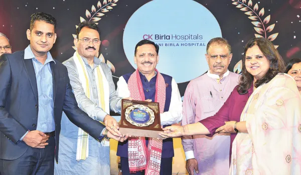 स्वास्थ्य सेवाओं के 47 बेस्ट प्रोफेशनल्स का सम्मान