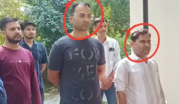 धनतेरस पर 2.50 लाख की घूस लेते आयुक्त व फायर ऑफिसर ट्रैप